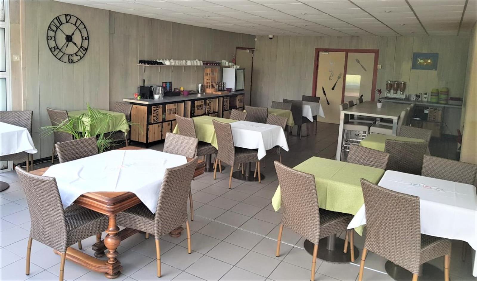 לה פורז' Hotel Du Porge מראה חיצוני תמונה