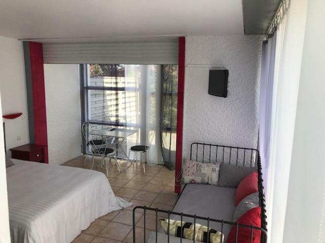 לה פורז' Hotel Du Porge מראה חיצוני תמונה